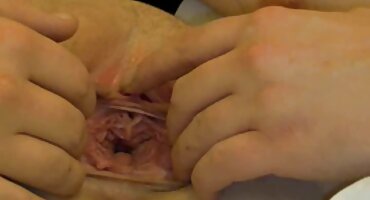 നഗരത്തിന് പുറത്തുള്ള ഒരു ഹോട്ടൽ മുറിയിൽ നാശം