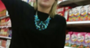 ആശ്വാസം ഇല്ലാതെ, സ്ത്രീ പങ്കാളിയുടെ കോഴിയെ കുടുക്കുന്നു