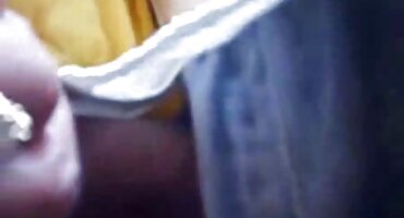 ആ നായിന്റെ മോൻ കുണ്ണയുടെ വലിപ്പം കാണിച്ചു കൊതിപ്പിക്കാൻ തുടങ്ങി