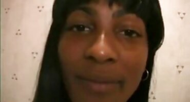 രസകരമായ വെളുത്ത ചക്ക് കറുത്ത പുരുഷന്മാർ നശിപ്പിച്ചു