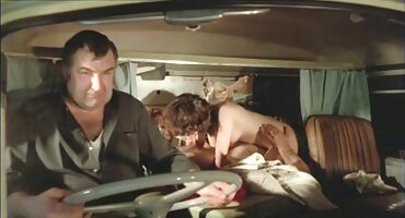 മുലാട്ടോ ദയവായി ഒരു യുവാവിന് ഒരു ബ്ളോഗ് നൽകാൻ സമ്മതിച്ചു