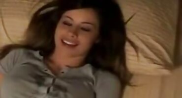 യുവ റഷ്യൻ കഴുതയും സമനിരപ്പുണ്ടാക്കുക അവളുടെ കാമുകൻ നൽകുന്നു