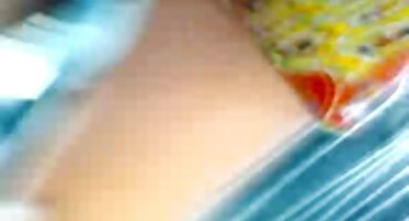 ക്ലീൻ-ഷേവുചെയ്ത പോർക്കിംഗ് കാമുകി അവളുടെ തികഞ്ഞ സമനിരപ്പുണ്ടാക്കുക