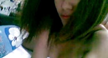 ഒരു സുന്ദരിയായ ബ്ലൊഗ് കൊണ്ട് മനുഷ്യൻ പറിച്ചെടുക്കുകയും നശിപ്പിക്കുകയും ചെയ്തു