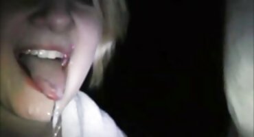 രണ്ട് പെണ്കുട്ടികള്