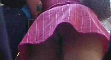 കാമം പുല്ചിനൊ ചിക്ക് സന്തോഷം പകരം മധുരപലഹാരം തിന്നുന്നു