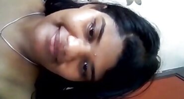 പ്രകൃതി അവളുടെ ബ്ലൊംദെ ന്റെ സമനിരപ്പുണ്ടാക്കുക