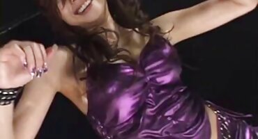 റെഡ്ഹെഡ് ബീസ്റ്റ് അവളുടെ കാമുകൻ ഗുസ്തി ദ്വാരം