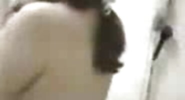 ഫിറ്റ് നഗ്നത അത് ലുസ്തി പരിശീലകൻ നൽകുന്നു