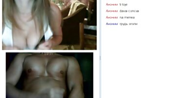 വാൻക തികച്ചും രണ്ട് സിലിചെനെസ് ജ്യൂസ് ദ്വാരങ്ങളിലേക്ക് വലിച്ചു