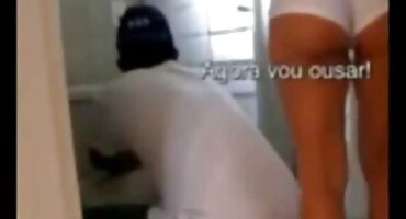 മനോഹരമായ കാമുകി ഹംദൊന് ഇല്ലാതെ ഫക്ക് അനുവദിച്ചു