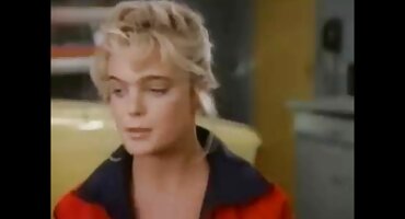 കാമുകനൊപ്പം ഭർത്താവിനെ ചതിച്ചു ബ്ലൊഗ് പെൺകുട്ടി