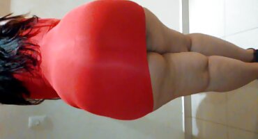 പെട്ടെന്നുള്ള കോഴി ഒരു തടിച്ച പെൺകുട്ടി ഫക്ക് ശ്രമിക്കുന്നു