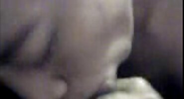 ടാറ്റൂ കൊണ്ട് നഗ്നത ശരിക്കും അവളുടെ ഭർത്താവ് മുലയൂട്ടുന്ന സ്നേഹിക്കുന്നു