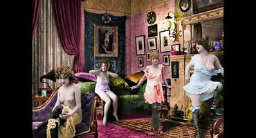 മാന്യമായ കോഴി ഒരു യോനീ പൈ തന്റെ കാമുകി നശിപ്പിച്ചു