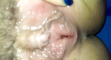 റഷ്യൻ പെൺകുട്ടി പ്രതികാരം ചെയ്തു ഒരു സുഹൃത്ത് അവനെ വഞ്ചിച്ചു