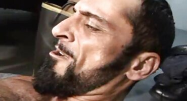 ഡ്യൂഡ് സോളിഡ് ചിക്കൻ ഫക്ക് അവളുടെ കം അക്രമാസക്തമായ സഹായിക്കുന്നു