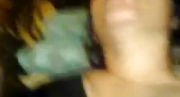 ബീച്ച് അവളുടെ കാമുകി ന് തൃപ്തികരമല്ലാത്ത ബ്ലൊഗ്ഗ് നശിപ്പിച്ചു